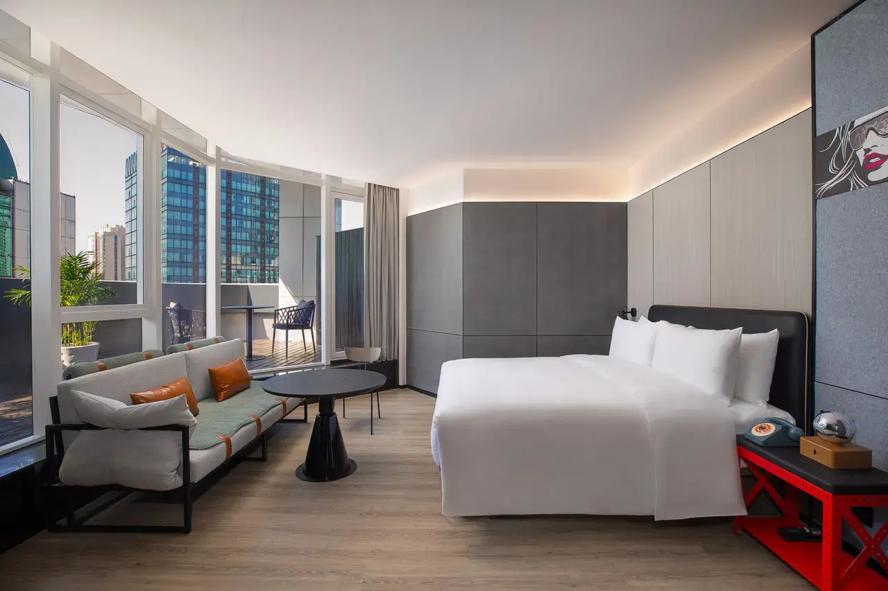 Moxy Hotel (Chongqing) 2